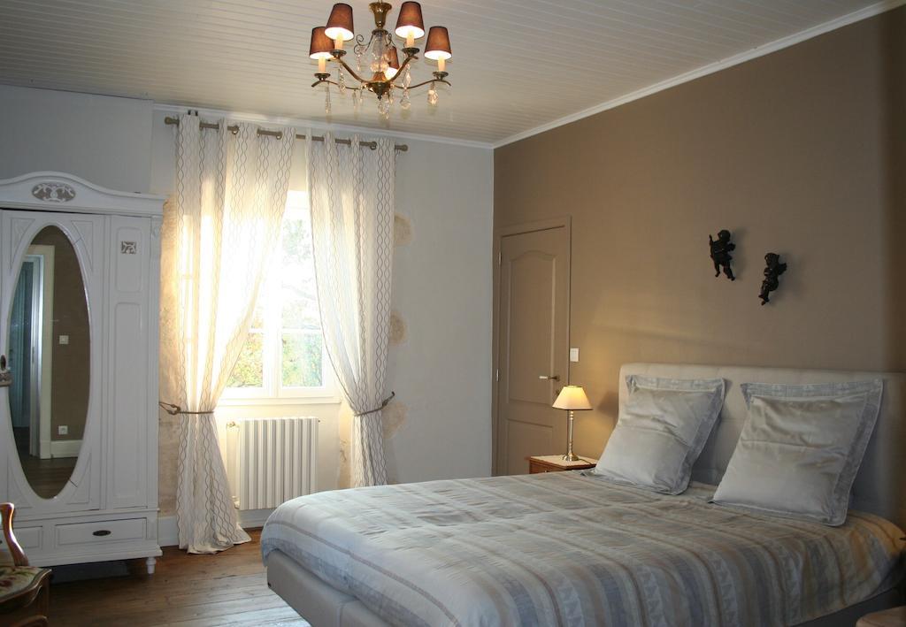 La Double Porte Bed and Breakfast Castéra-Verduzan Rum bild